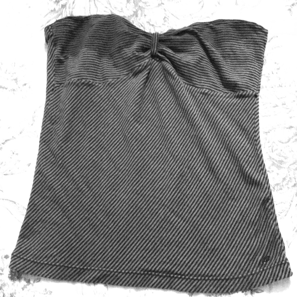 Strapless top